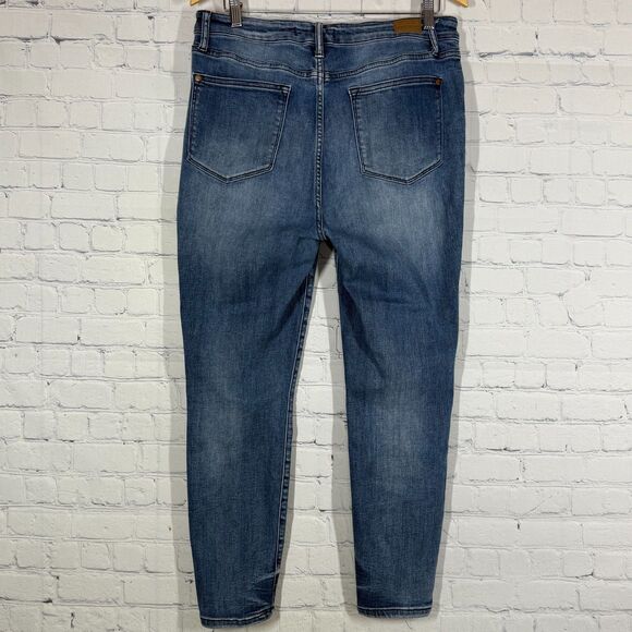 Judy Blue Skinny Fit High Rise Jeans Size 32 Blue Medium Wash Denim Stretch - Picture 2 of 15